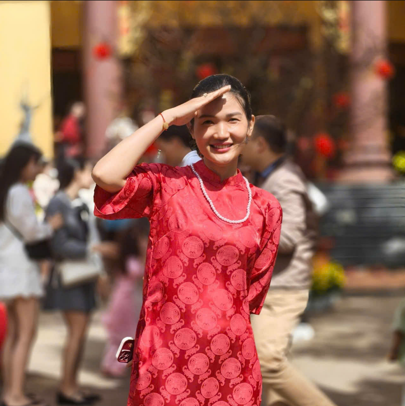 Ms. Huyền